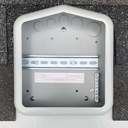 SolaDeck 0799-5G Pass-Thru UL50 Type-3R Enclosure, 5-Position Ground Block - GRAY